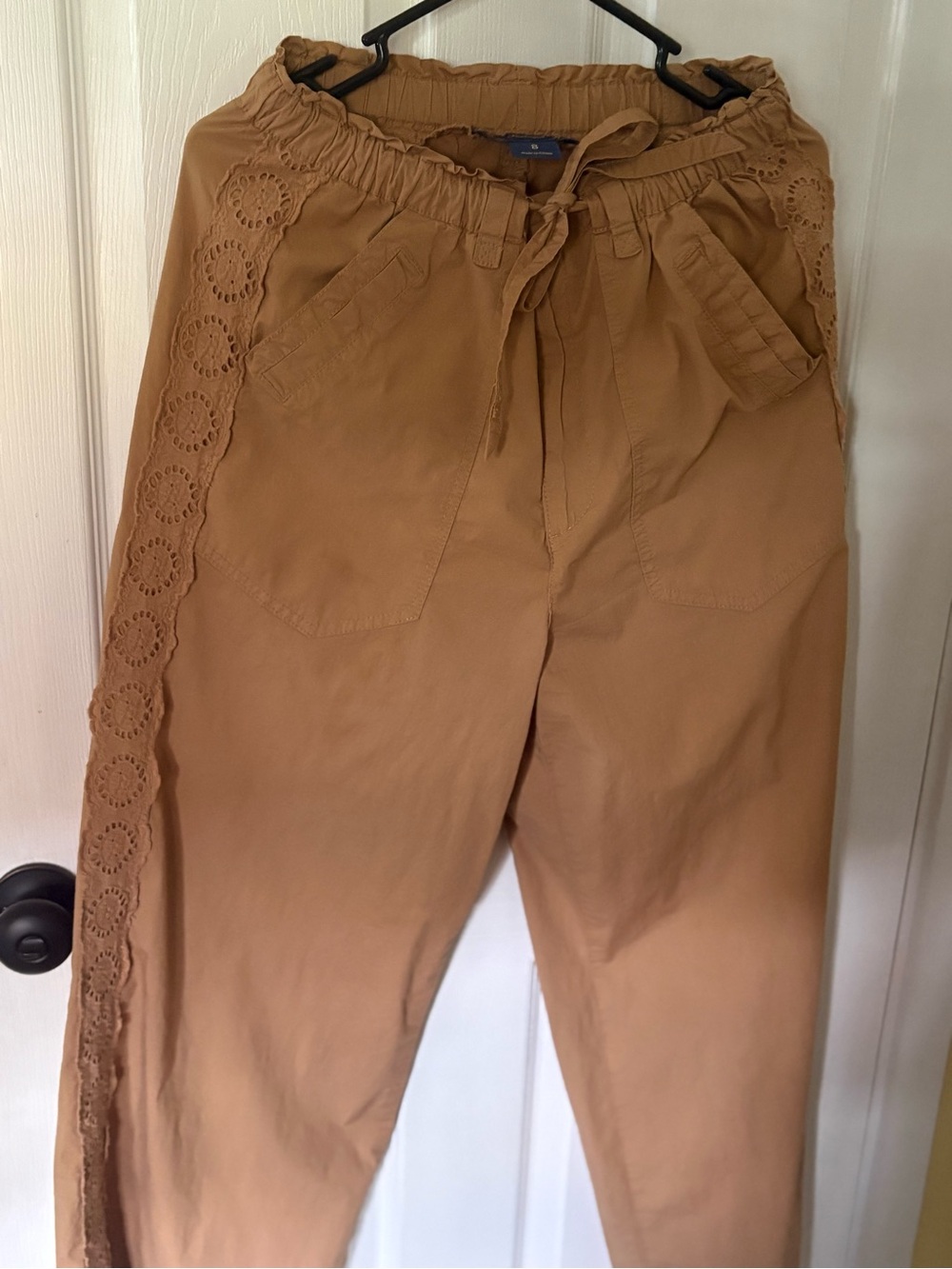 Women’s Casual Drawstring Pants in Tan